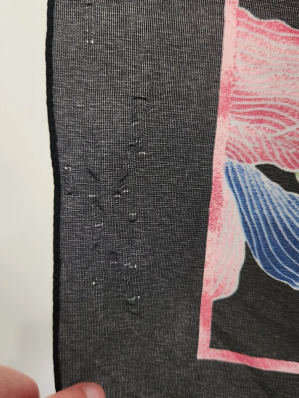 Vintage Le Jardin d'Amour Scarf 27